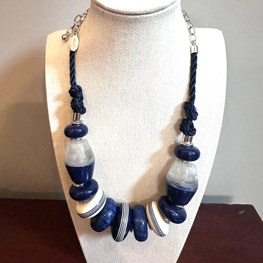 Chicos Blue White Beaded Statement Necklace Chunky Nautical Oversized Jewelry - Picture 2 of 7